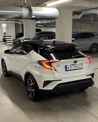 Toyota C-HR cena 64500 przebieg: 270000, rok produkcji 2019 z Kraków małe 121